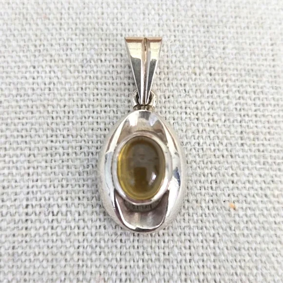 Sterling Silver Citrine Pendant - Picture 1 of 5